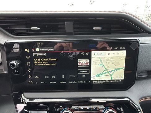 New 2026 GMC Sierra 2500 AT4 w/ AT4 Premium Plus Package image 21