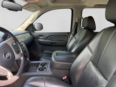 Used 2008 Chevrolet Tahoe LT w/ LT Preferred Equipment Group AWD/4WD image 15