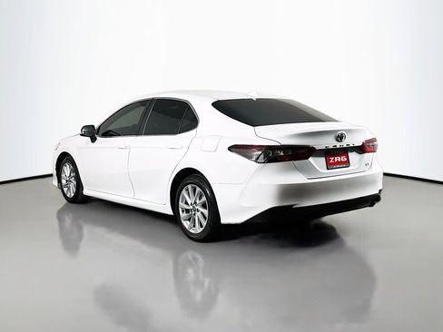 Used 2023 Toyota Camry LE FWD image 3