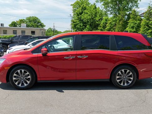 Used 2023 Honda Odyssey EX-L image 4