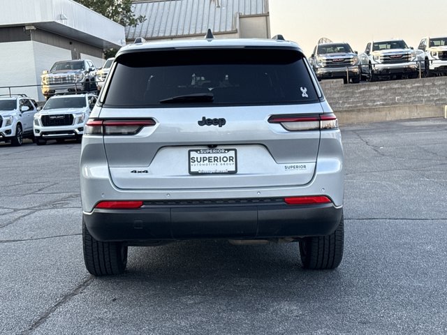 Used 2023 Jeep Grand Cherokee L Laredo AWD/4WD image 4