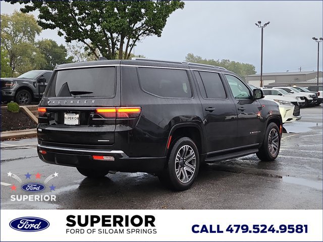 Used 2024 Jeep Wagoneer L Series II RWD image 3