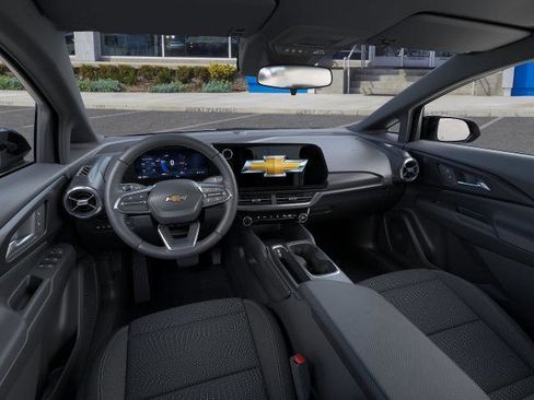 New 2026 Chevrolet Equinox EV LT image 15