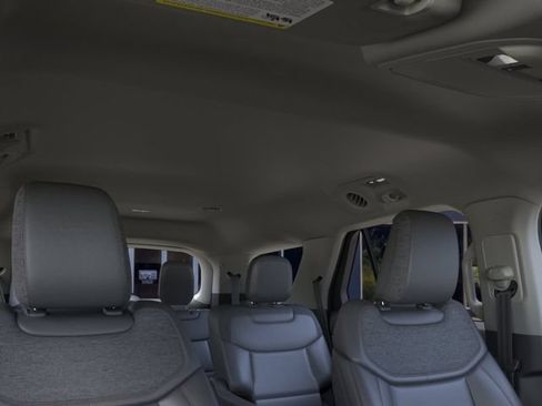 New 2026 Ford Explorer Active w/ Active Comfort Package RWD image 22