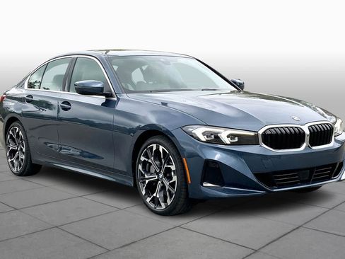 New 2025 BMW 330i Sedan w/ Premium Package image 2