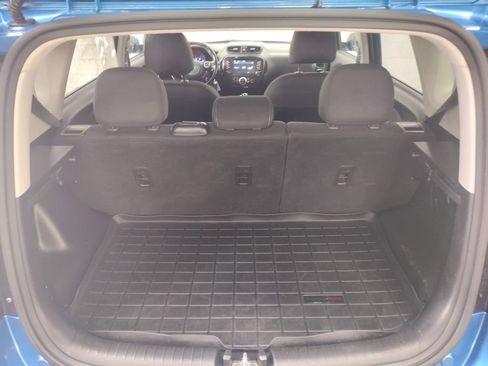 Used 2019 Kia Soul + FWD image 15