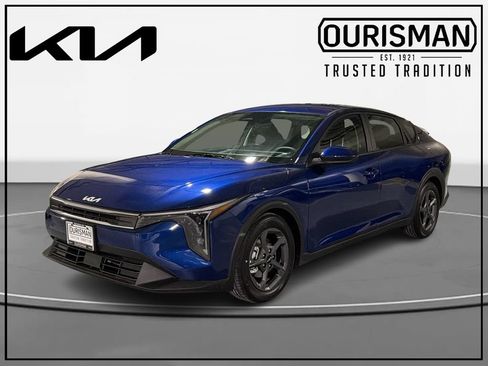 New 2026 Kia K4 FWD image 2