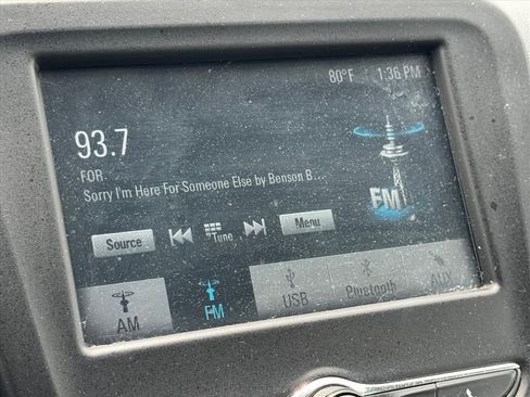 Used 2018 Chevrolet Equinox LS FWD image 22