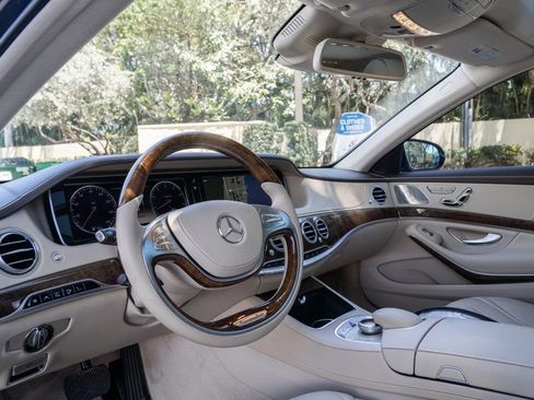 Used 2014 Mercedes-Benz S 550 Sedan image 15