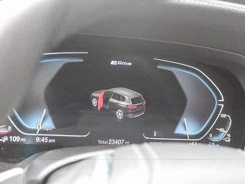 Used 2023 BMW X5 xDrive45e w/ Parking Assistance Package AWD/4WD image 21