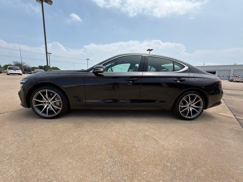Used 2025 Genesis G70 2.5T AWD/4WD image 10