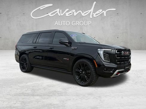Used 2026 GMC Yukon XL AT4 w/ AT4 Premium Plus Package AWD/4WD image 2