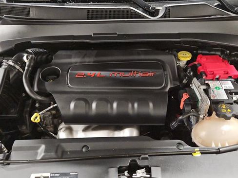 Used 2019 Jeep Compass Trailhawk AWD/4WD image 28