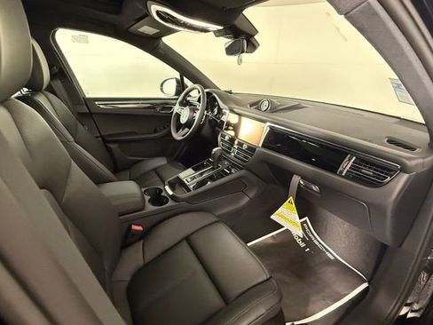New 2025 Porsche Macan image 19