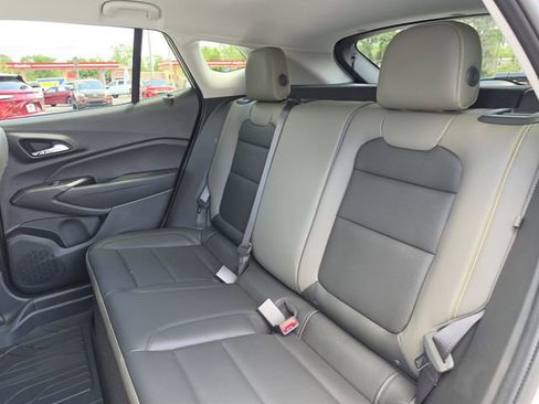 New 2026 Chevrolet Trax ACTIV w/ Driver Confidence Package FWD image 18