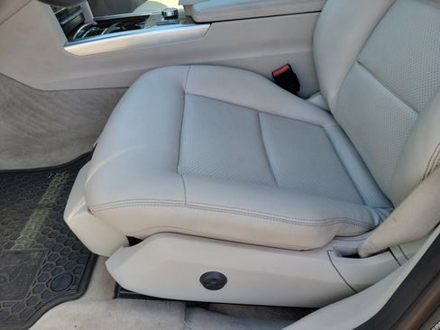 Used 2014 Mercedes-Benz E 350 Sedan w/ Premium 1 Package image 5