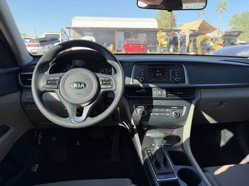 Used 2016 Kia Optima LX image 21