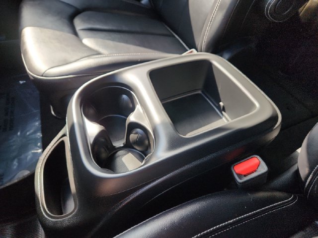 Used 2025 Chrysler Pacifica Select FWD image 47