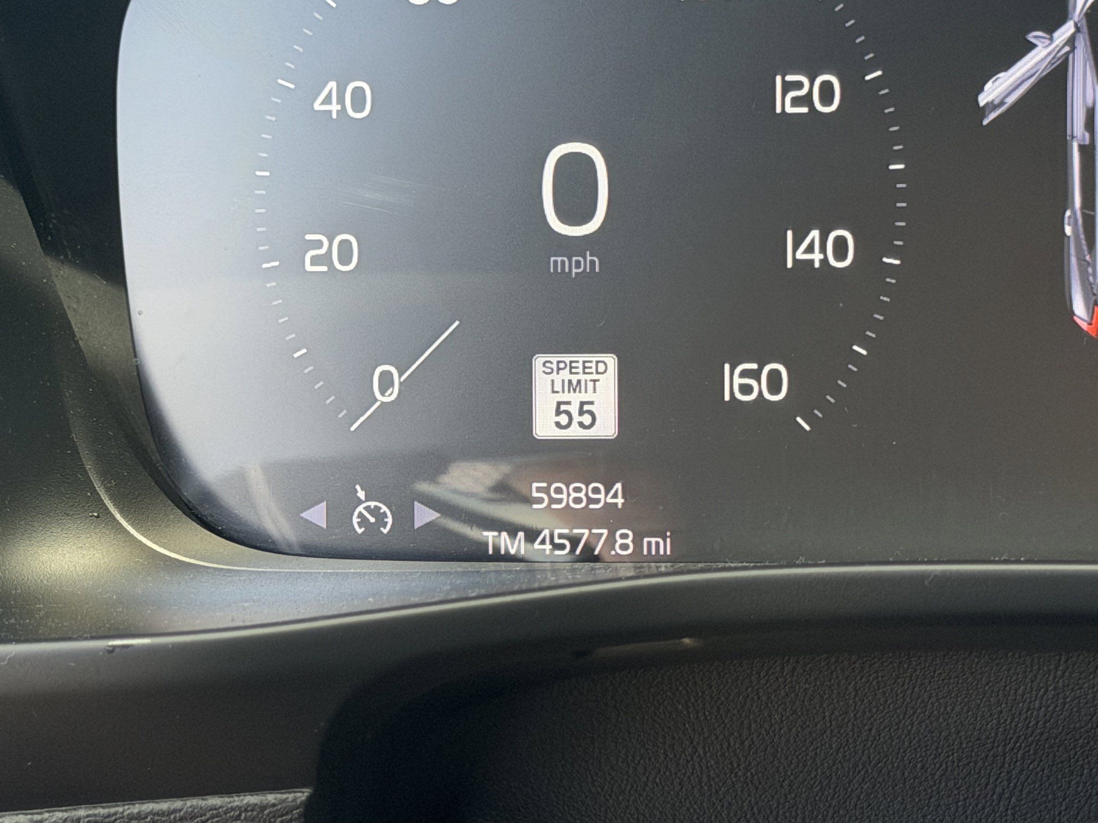Used 2020 Volvo XC40 T5 Momentum w/ Protection Package Premier AWD/4WD image 17