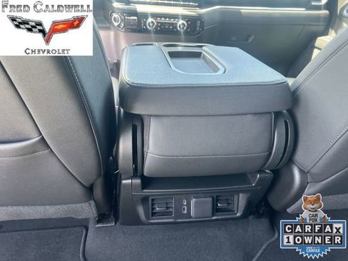 Used 2025 GMC Sierra 1500 SLT AWD/4WD image 26
