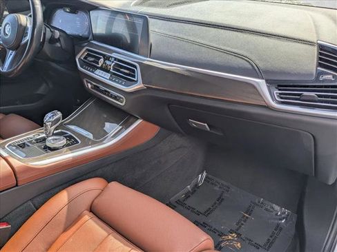 Used 2022 BMW X5 sDrive40i w/ M Sport Package RWD image 23