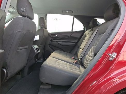 Used 2018 Chevrolet Equinox LT image 13