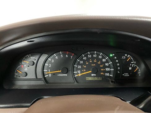 Used 2004 Toyota Tundra Limited image 18