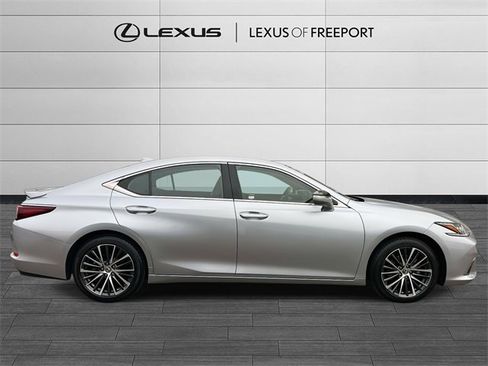 Certified 2023 Lexus ES 350 w/ Premium Package image 5