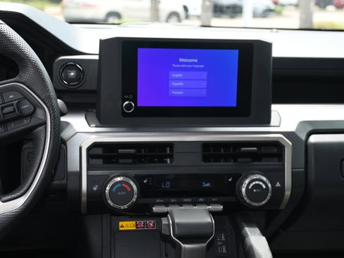 Certified 2024 Toyota Tacoma SR5 AWD/4WD image 16
