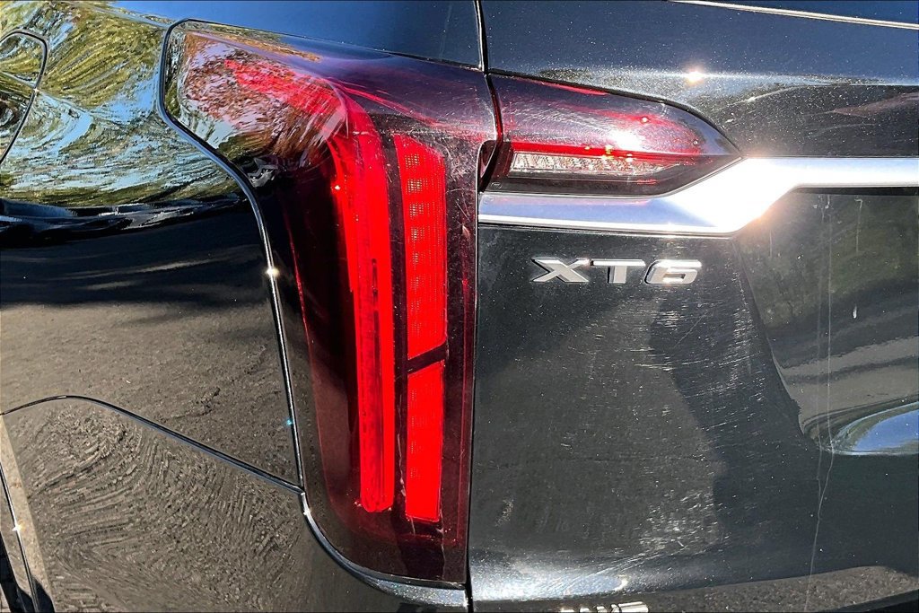 Used 2023 Cadillac XT6 Premium Luxury AWD/4WD image 40