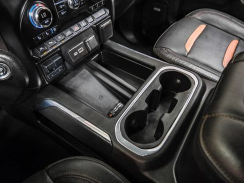 Used 2021 GMC Sierra 1500 AT4 w/ AT4 Value Package AWD/4WD image 24