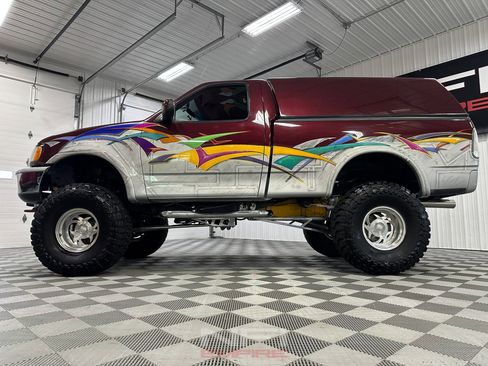 Used 1997 Ford F150 4x4 Regular Cab image 10