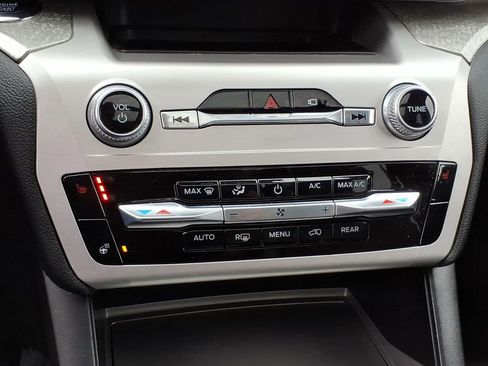 Used 2022 Ford Explorer Timberline image 23