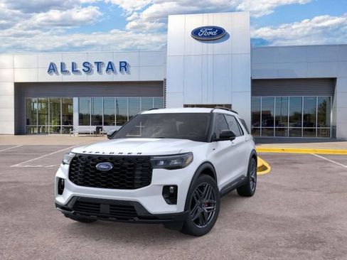 New 2026 Ford Explorer ST-Line w/ ST-Line Street Pack RWD image 2