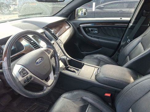 Used 2016 Ford Taurus Limited FWD image 9
