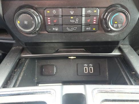 Used 2016 Ford F150 XLT w/ Equipment Group 302A Luxury image 30