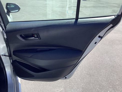 Used 2023 Toyota Corolla LE image 34
