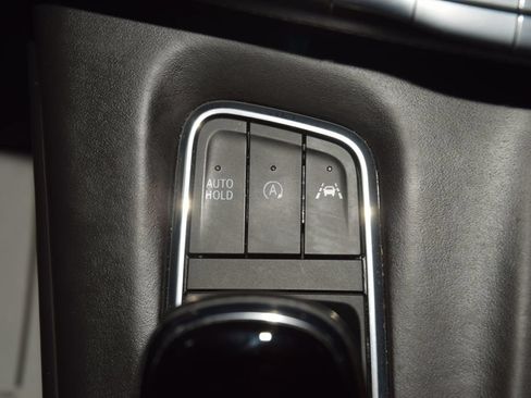 Used 2023 Cadillac Escalade ESV Sport Platinum w/ Heavy-Duty Trailer Package AWD/4WD image 35