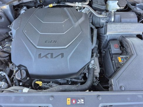 Used 2025 Kia Telluride S image 18
