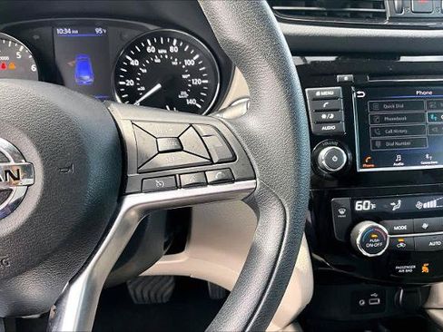 Certified 2020 Nissan Rogue Sport SV FWD image 24