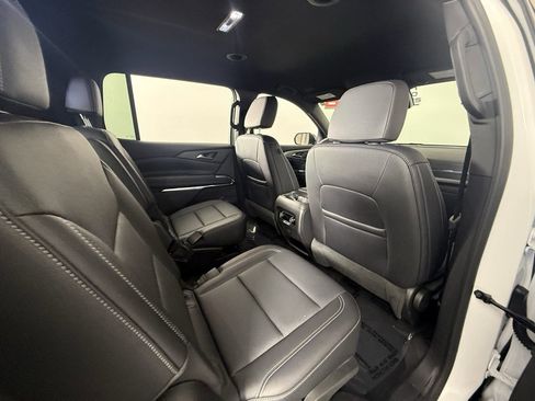 Used 2026 Chevrolet Traverse LT AWD/4WD image 48