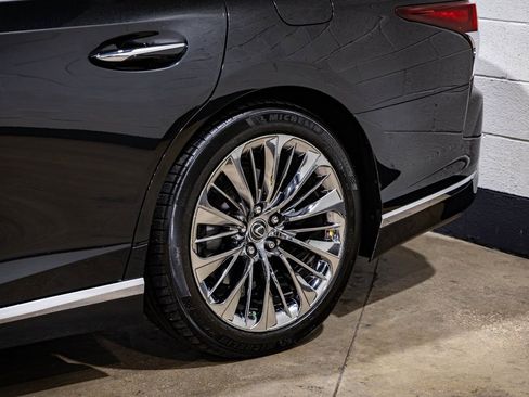 Used 2019 Lexus LS 500 image 7