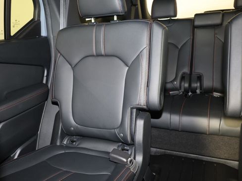 Used 2024 Honda Pilot TrailSport image 12
