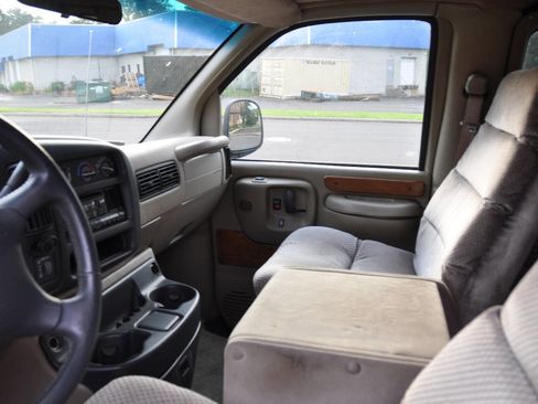 Used 1996 Chevrolet Express 1500 image 18