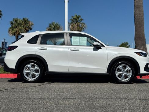 Certified 2025 Honda HR-V LX image 8