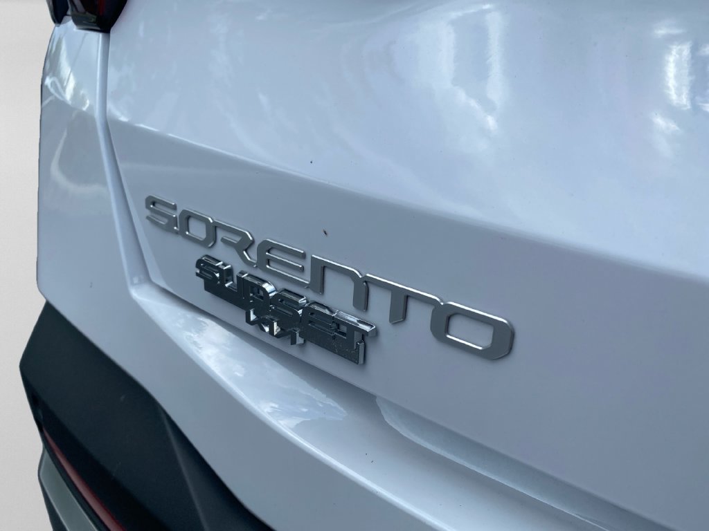 Used 2025 Kia Sorento EX w/ Panoramic Sunroof Package FWD image 31