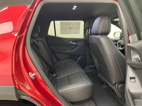 New 2026 Chevrolet Equinox LT w/ Convenience Package II AWD/4WD image 13