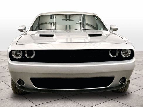 Used 2022 Dodge Challenger SXT w/ Blacktop Package image 3