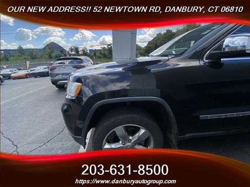 Used 2012 Jeep Grand Cherokee Overland AWD/4WD image 2