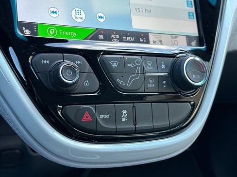 Used 2019 Chevrolet Bolt LT FWD image 19